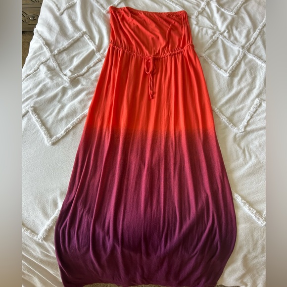 NWT Old Navy orange/maroon tube top maxi dress medium. Ombré orange/maroon - Picture 1 of 3